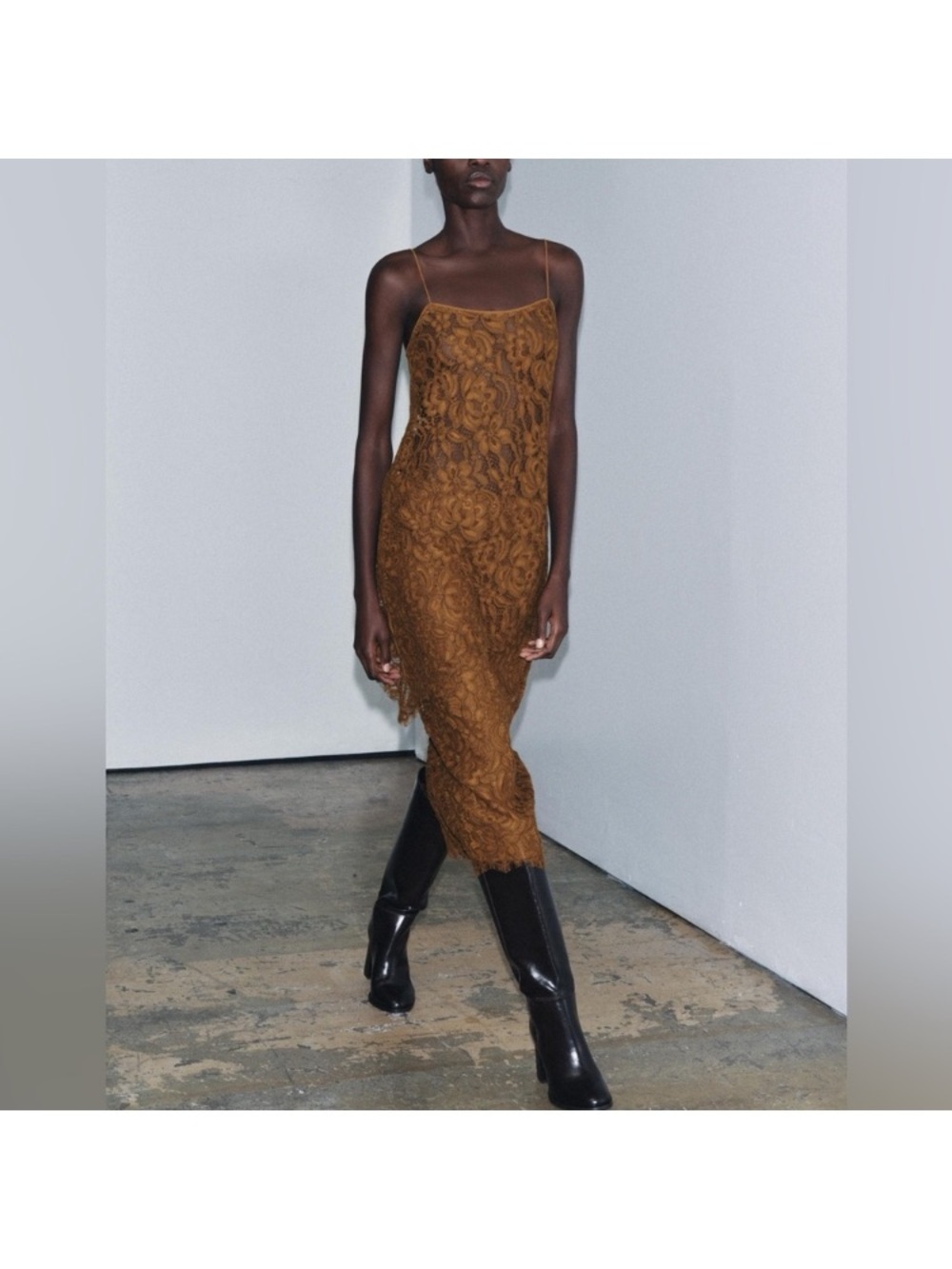 *SET* Zara Brown Lace 2 piece Skirt Set